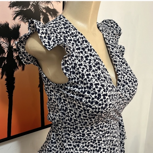 Monteau Ruffled Floral Blouse Sz S - Picture 3 of 8